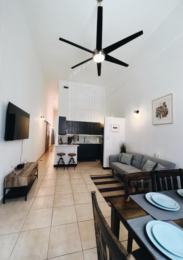 3-Br In The Heart Of The Historical City San Juan Luaran gambar